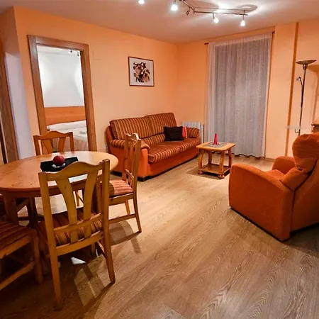 Pueblo 3000 Apartmán Canfranc
